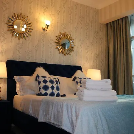 Huge 1-Bedroom Rental Unit With 2 Sofa Bed Amazing Dubai Exterior photo
