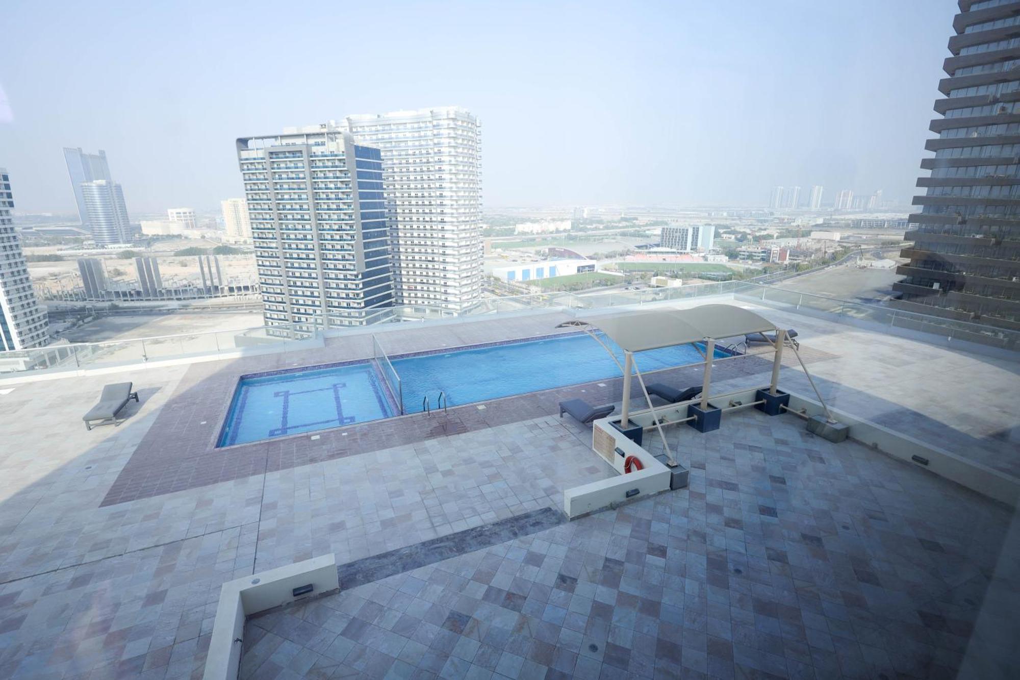 Huge 1-bedroom Unit With 2 Sofa Bed Amazing Apartment *