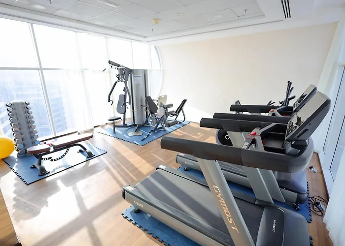 Huge 1-Bedroom Rental Unit With 2 Sofa Bed Amazing