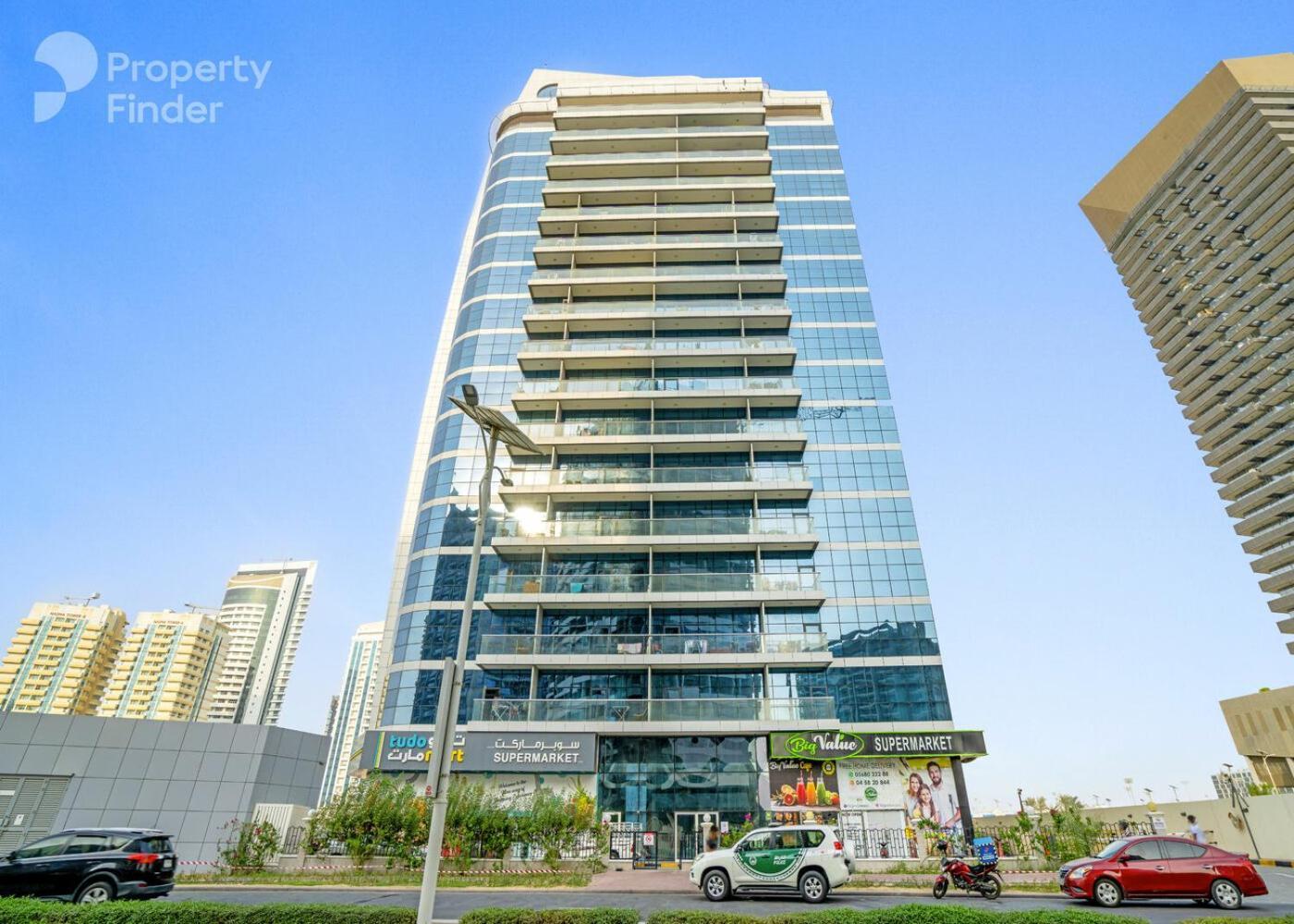 Huge 1-bedroom Unit With 2 Sofa Bed Amazing * Dubai