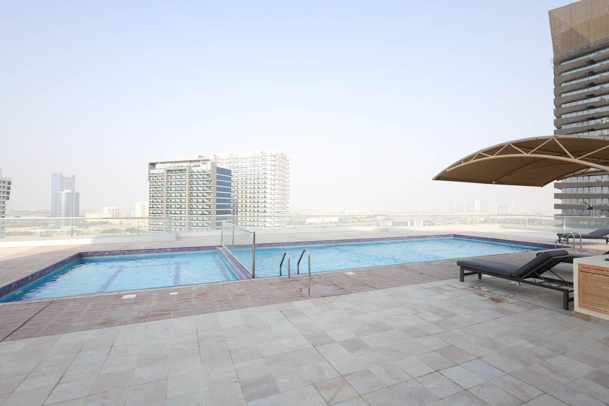 Huge 1-bedroom Unit With 2 Sofa Bed Amazing * Dubai